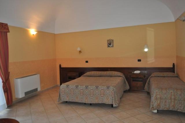 Hotel Tenuta Santa Lucia San Giovanni Rotondo Pokój zdjęcie