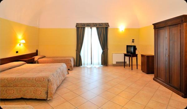 Hotel Tenuta Santa Lucia San Giovanni Rotondo Pokój zdjęcie